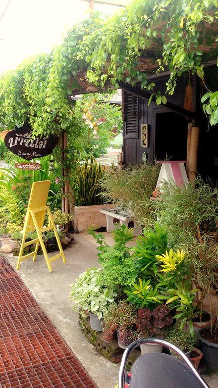 Baan Mai Guesthouse Мае Хонг Сон Екстериор снимка