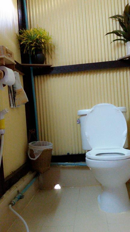 Baan Mai Guesthouse Мае Хонг Сон Стая снимка