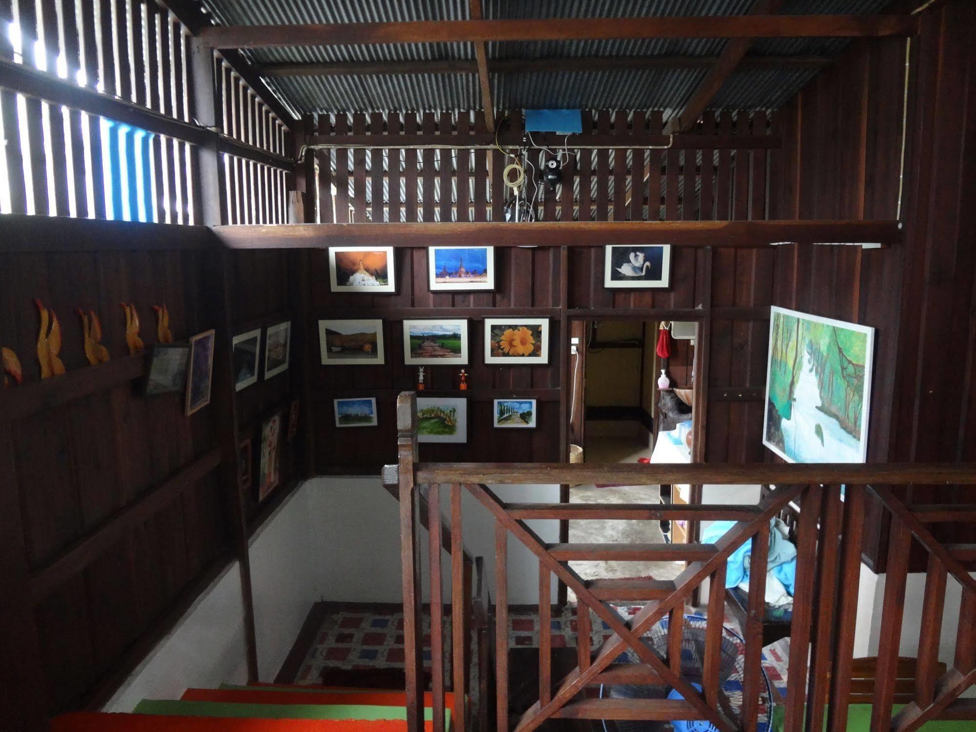 Baan Mai Guesthouse Мае Хонг Сон Екстериор снимка